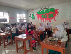 Distribusi Makan Bergizi di Pebayuran Disambut Antusias, Babinsa Lakukan Monitoring Ketat